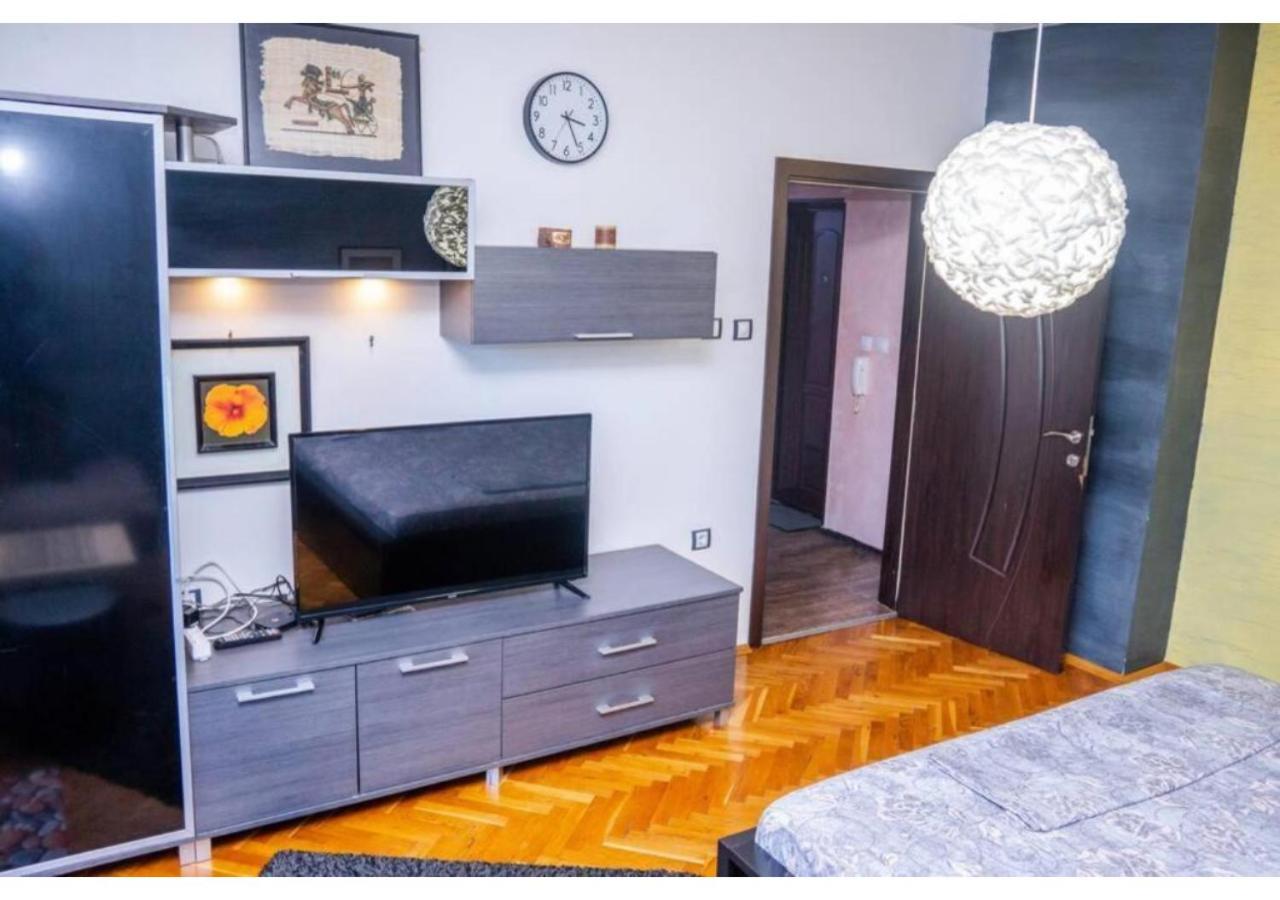 Luxury Apartment On The First Line To The Sea 布尔加斯 外观 照片